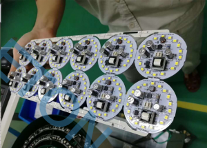 Pick and place machine in smt production line